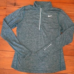Nike Dri-fit 1/4 zip top
